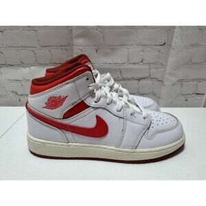 Nike Air Jordan 1 Mid SE GS White Red Sail Youth 6Y NIB